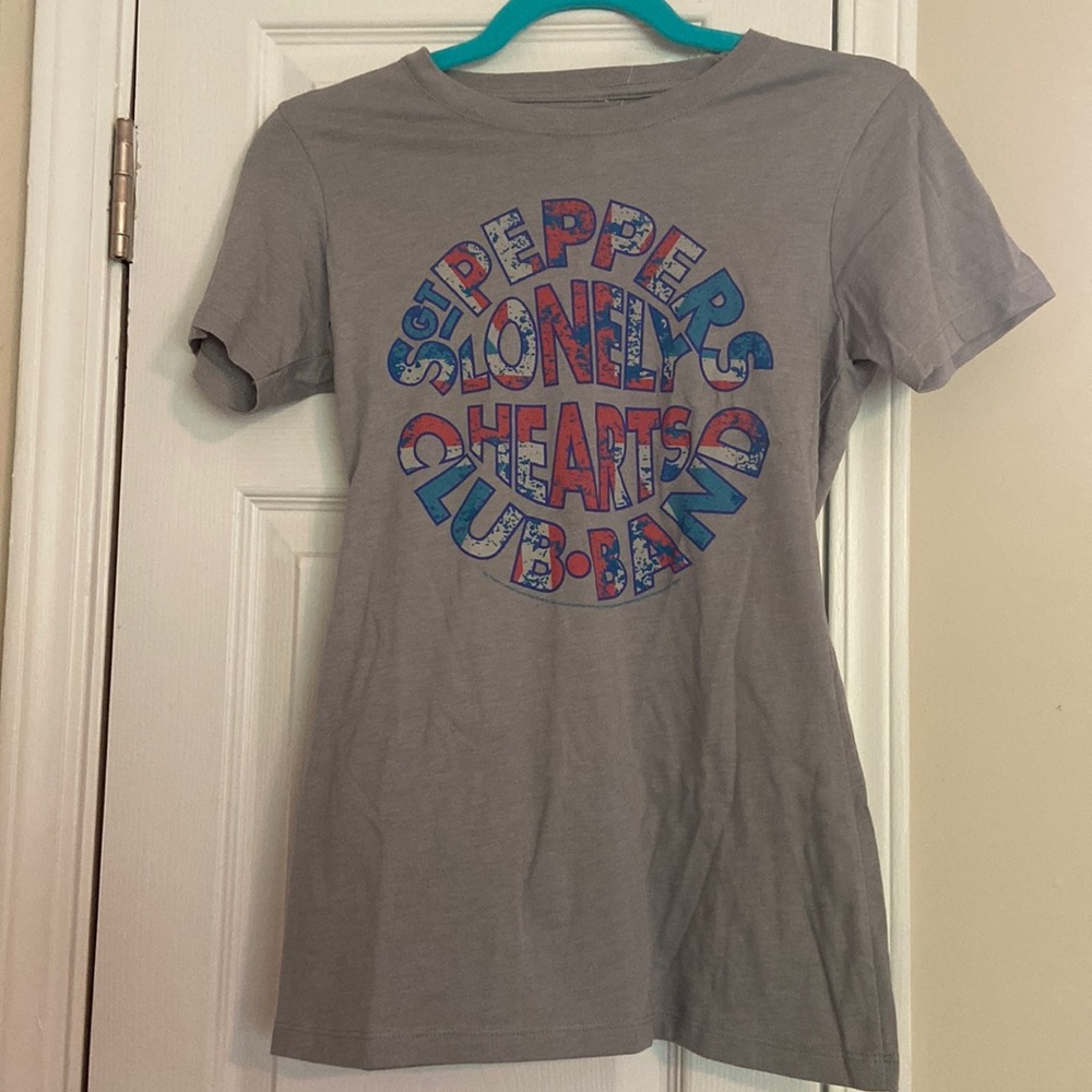 Gray The Beatles Sgt Pepper’s Lonely Hearts Club T Shirt Size S